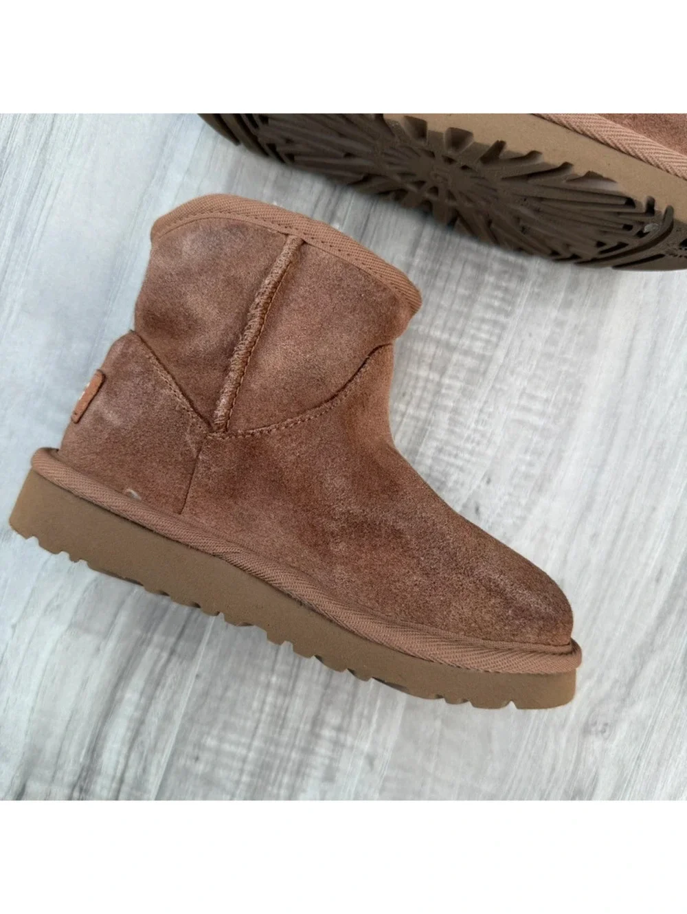 UGG kids adri